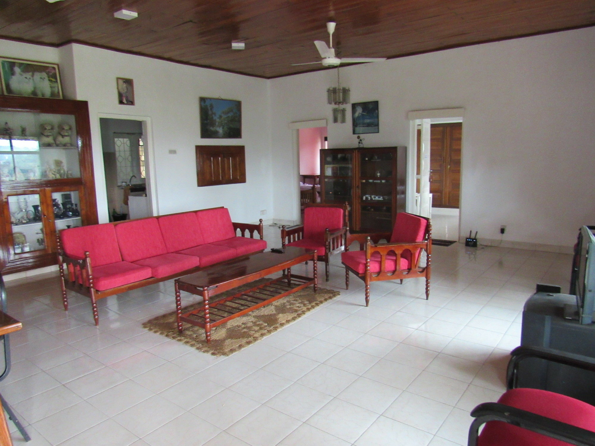 King Leisure Residence كاندي المظهر الخارجي الصورة